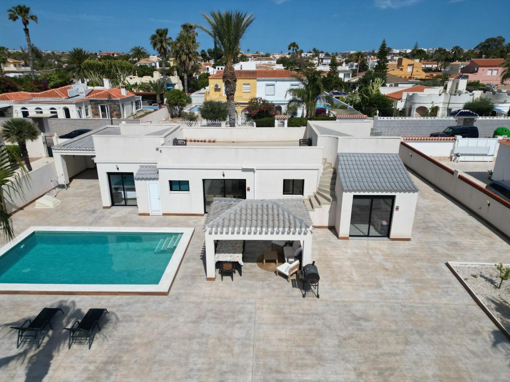 Pink Lagoon Villa Torrevieja Buitenkant foto